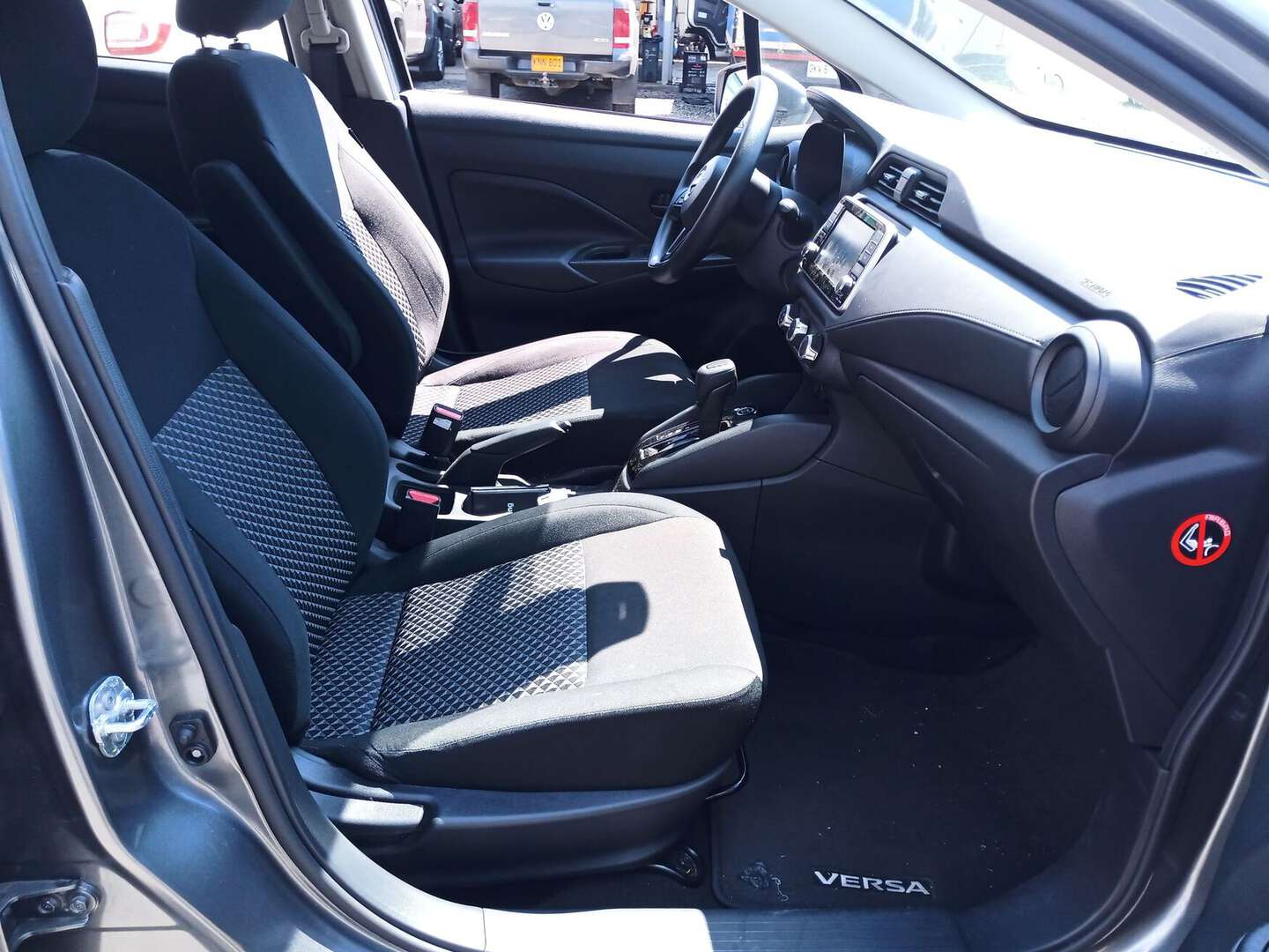 Nissan - Versa - 2025