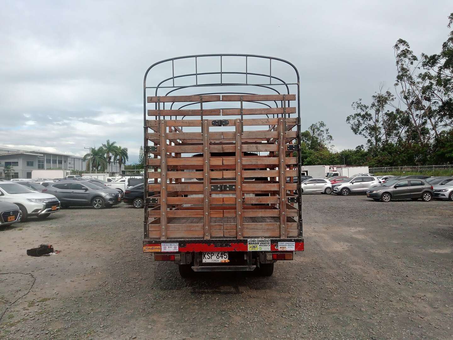 Chevrolet - NHR Doble - 2022