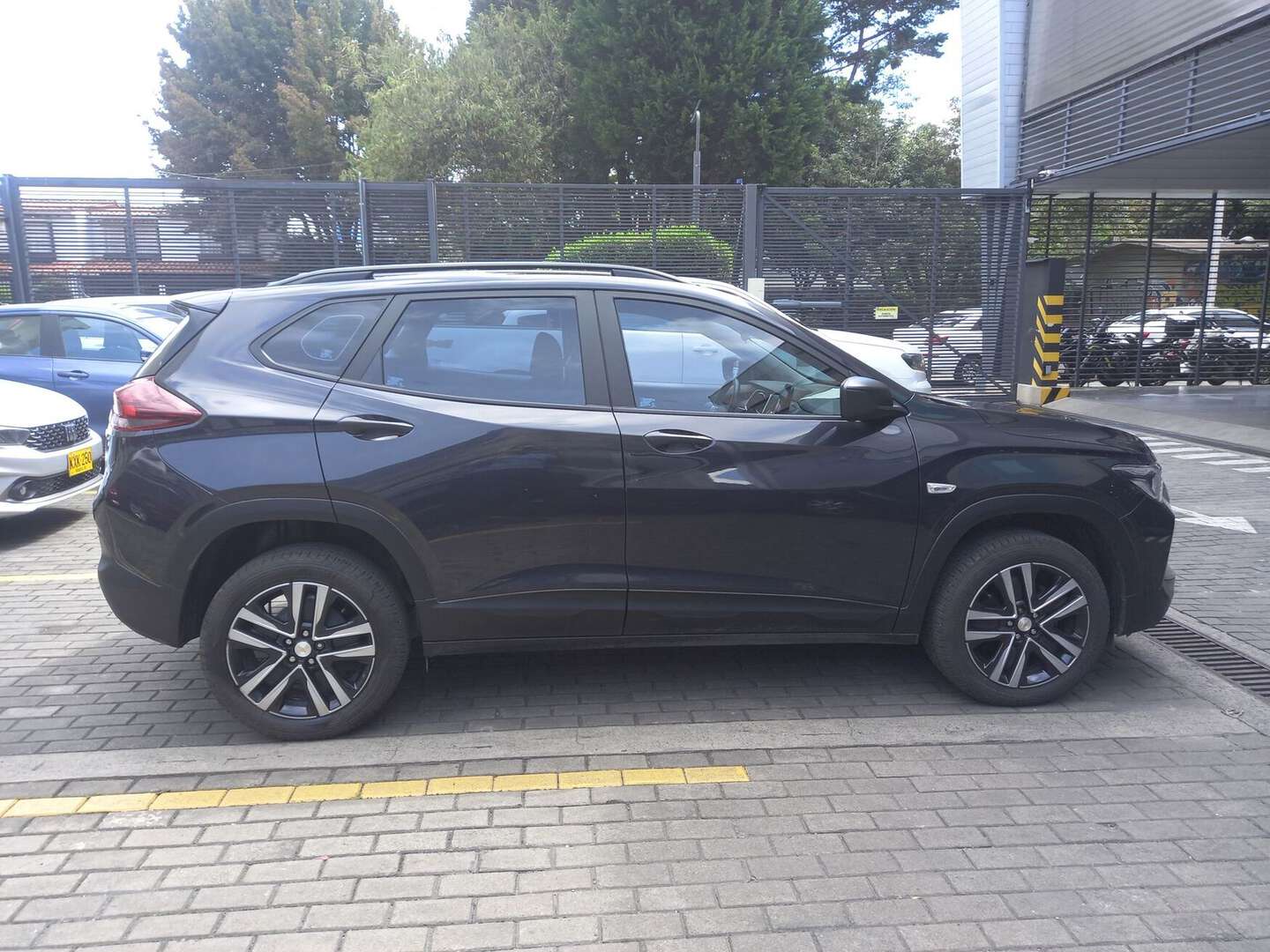 Chevrolet - Tracker - 2025