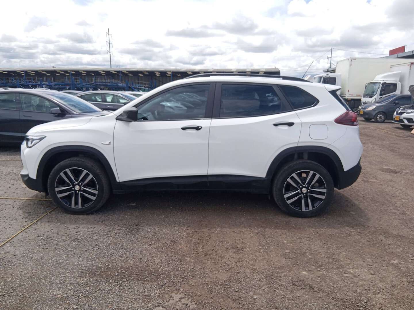 Chevrolet - Tracker - 2025