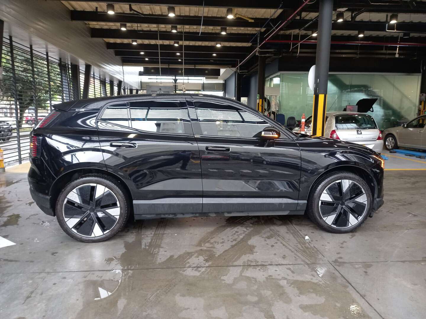 Volvo - XC30 - 2025
