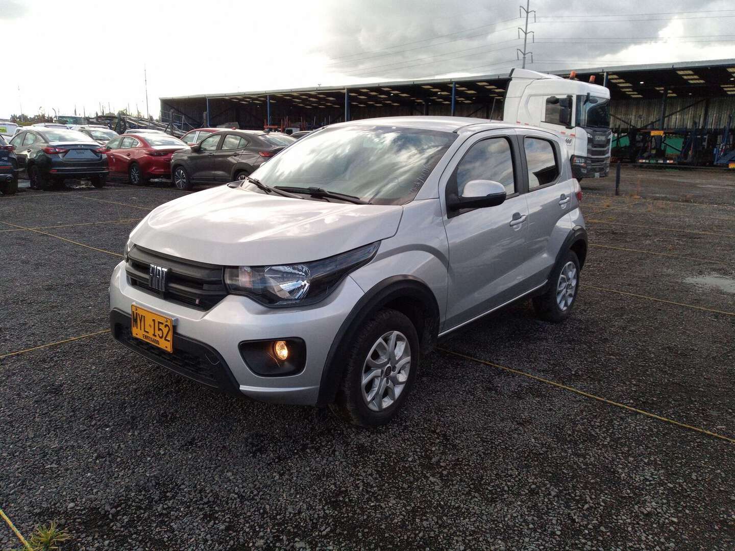 Fiat - Mobi - 2024