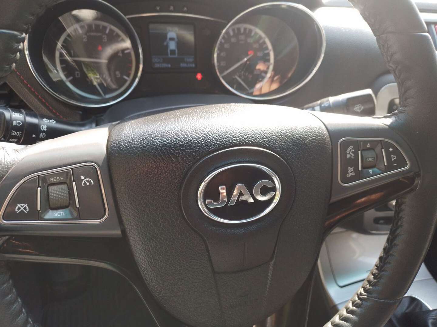 Jac - JT8 - 2023