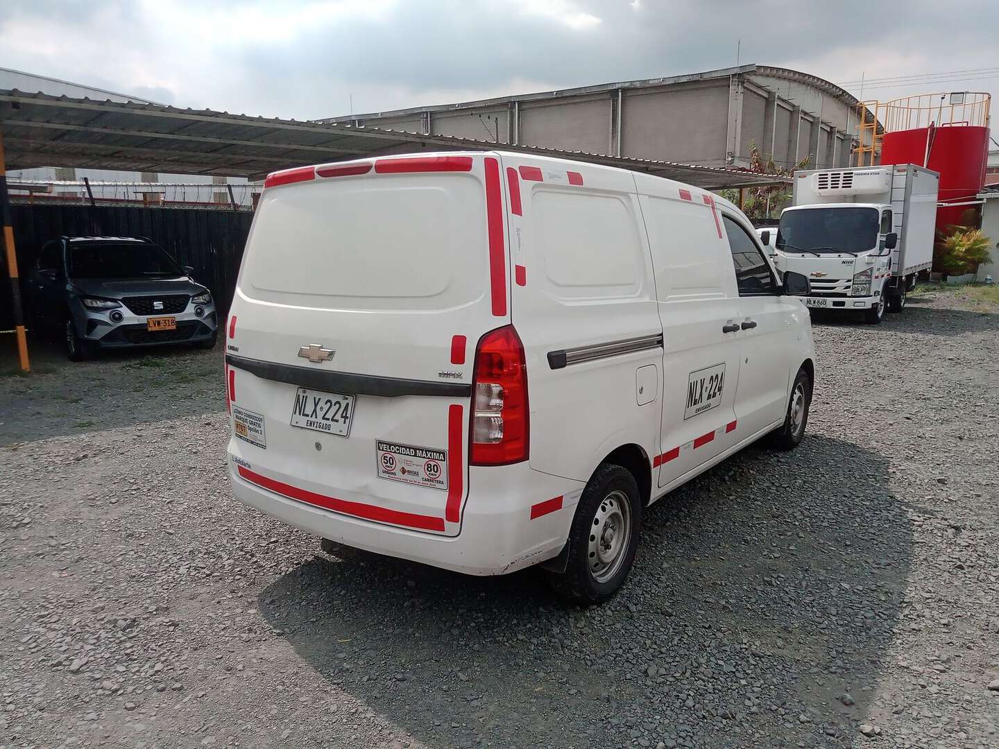 Chevrolet - N400 - 2025