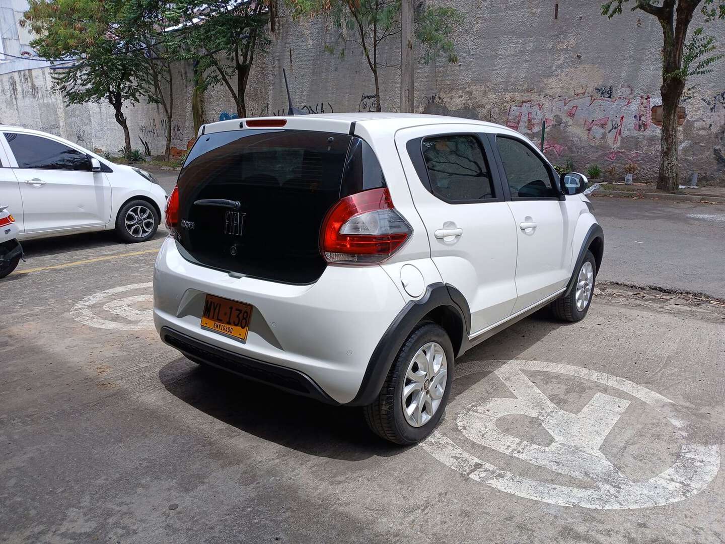 Fiat - Mobi - 2024