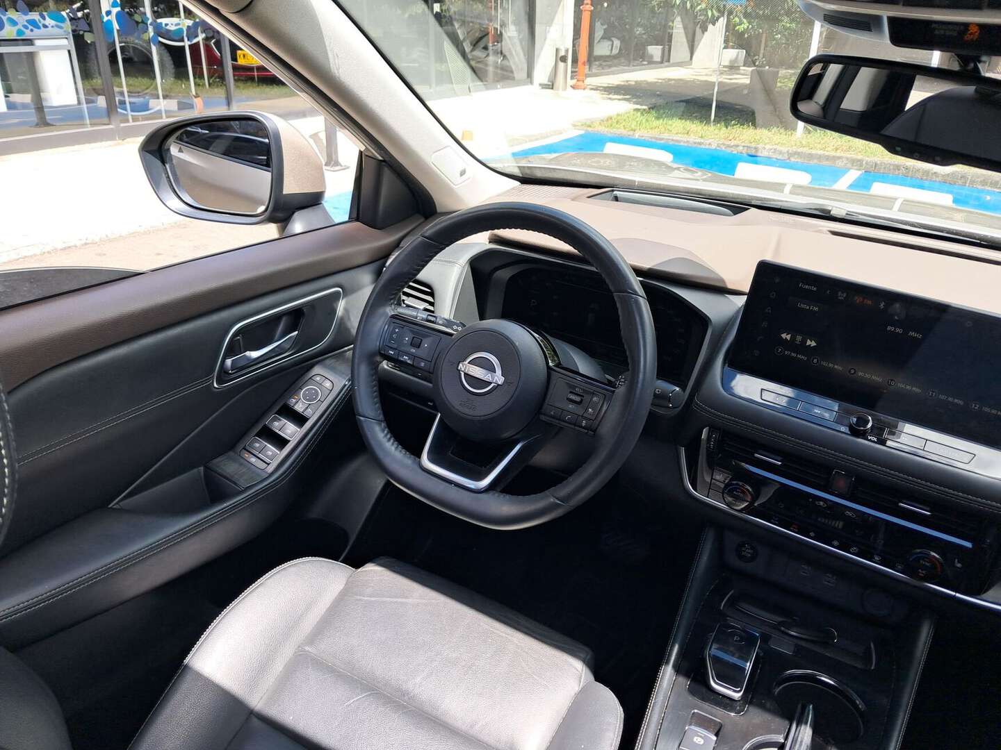 Nissan - X-TRAIL - 2025