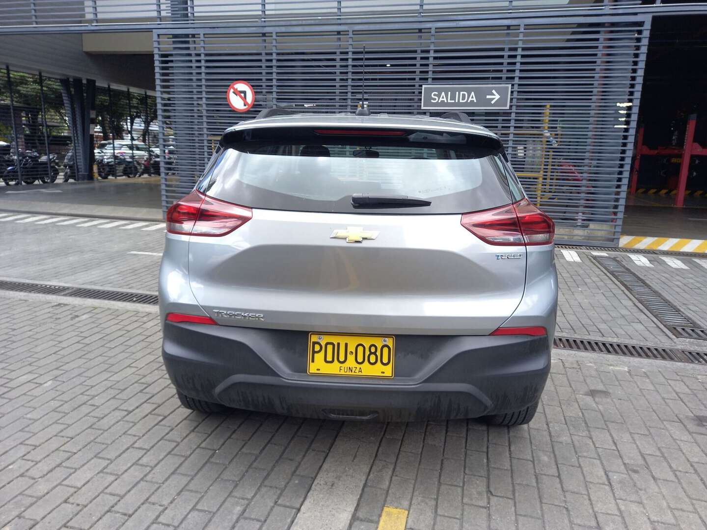 Chevrolet - Tracker - 2025