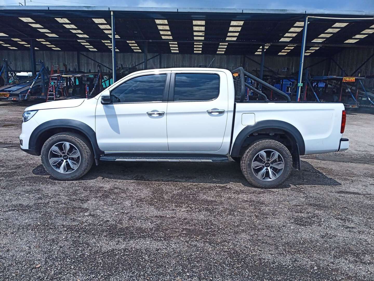 Jac - JT8 - 2023