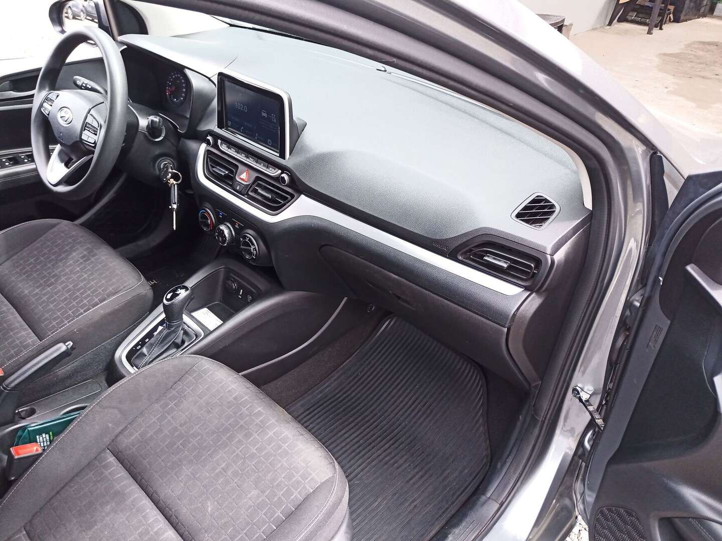 Hyundai - Accent - 2024