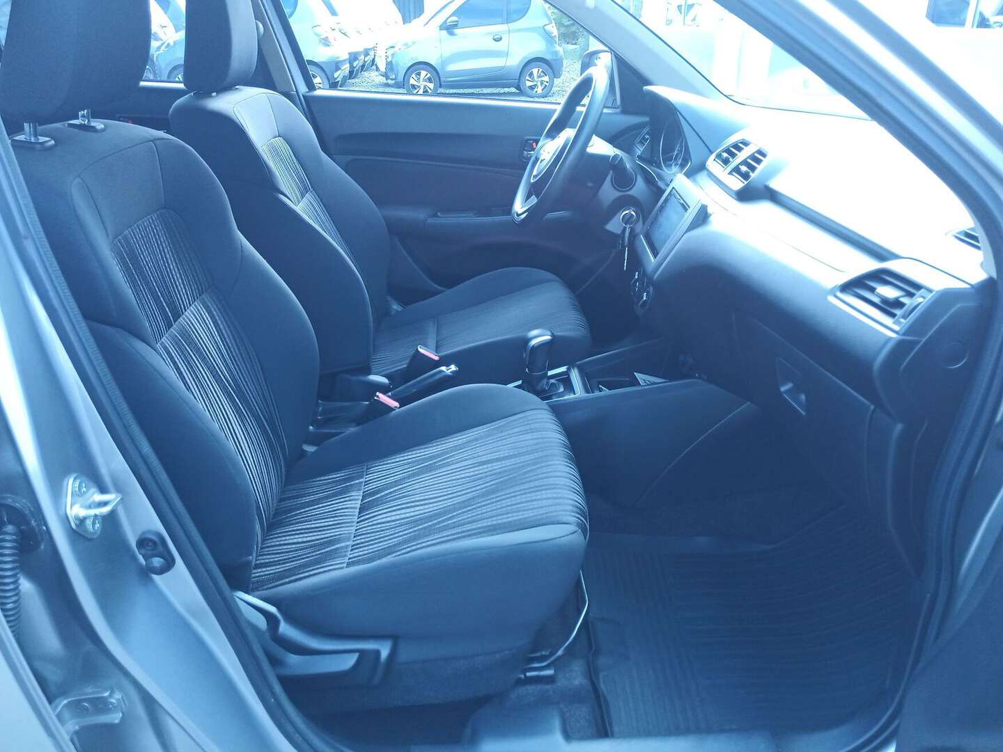Suzuki - Swift - 2023