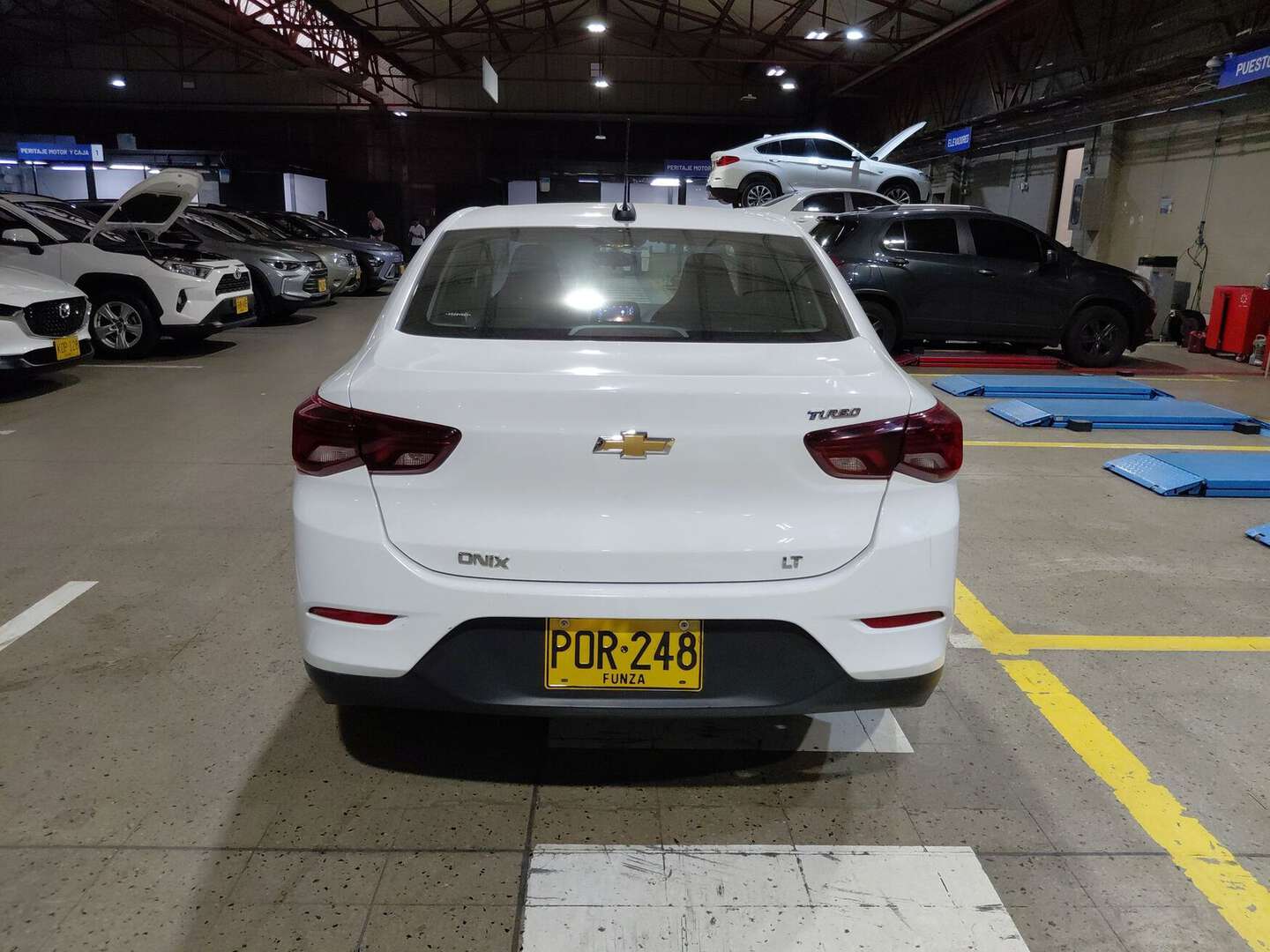 Chevrolet - Onix - 2025