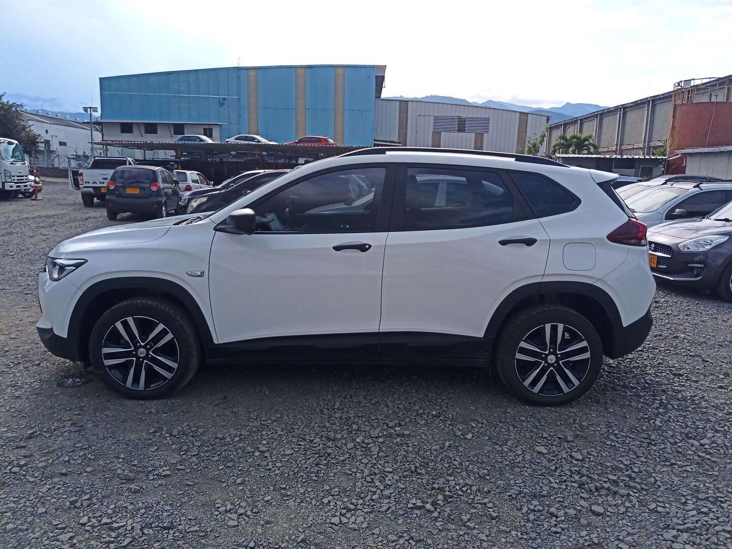 Chevrolet - Tracker - 2025