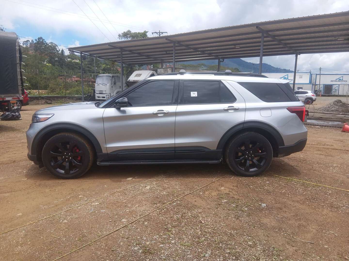 Ford - Explorer - 2023