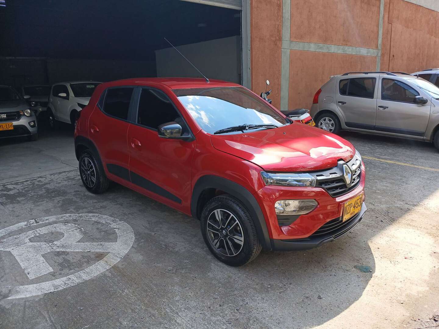 Renault - Kwid - 2025