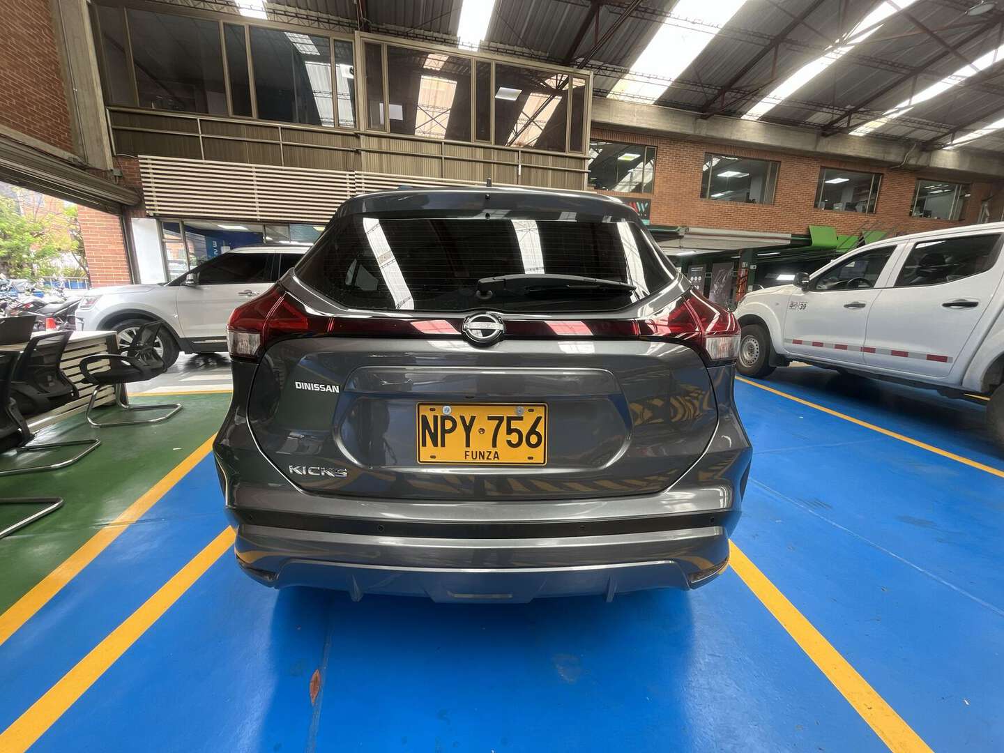 Nissan - Kicks - 2025