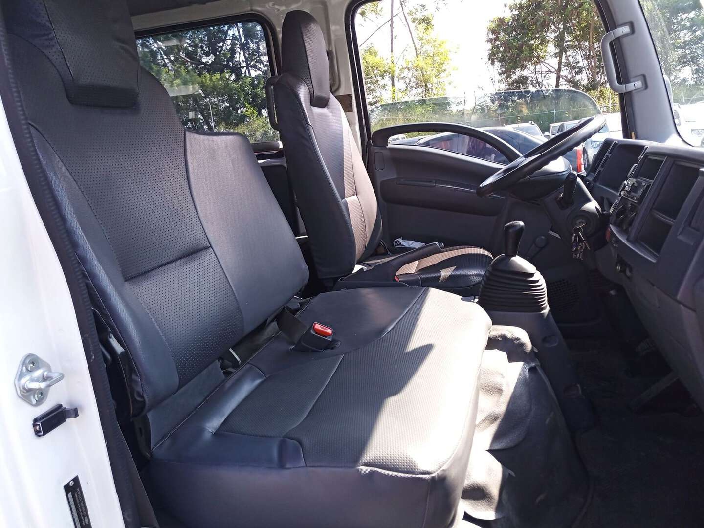 Chevrolet - NHR Doble - 2022
