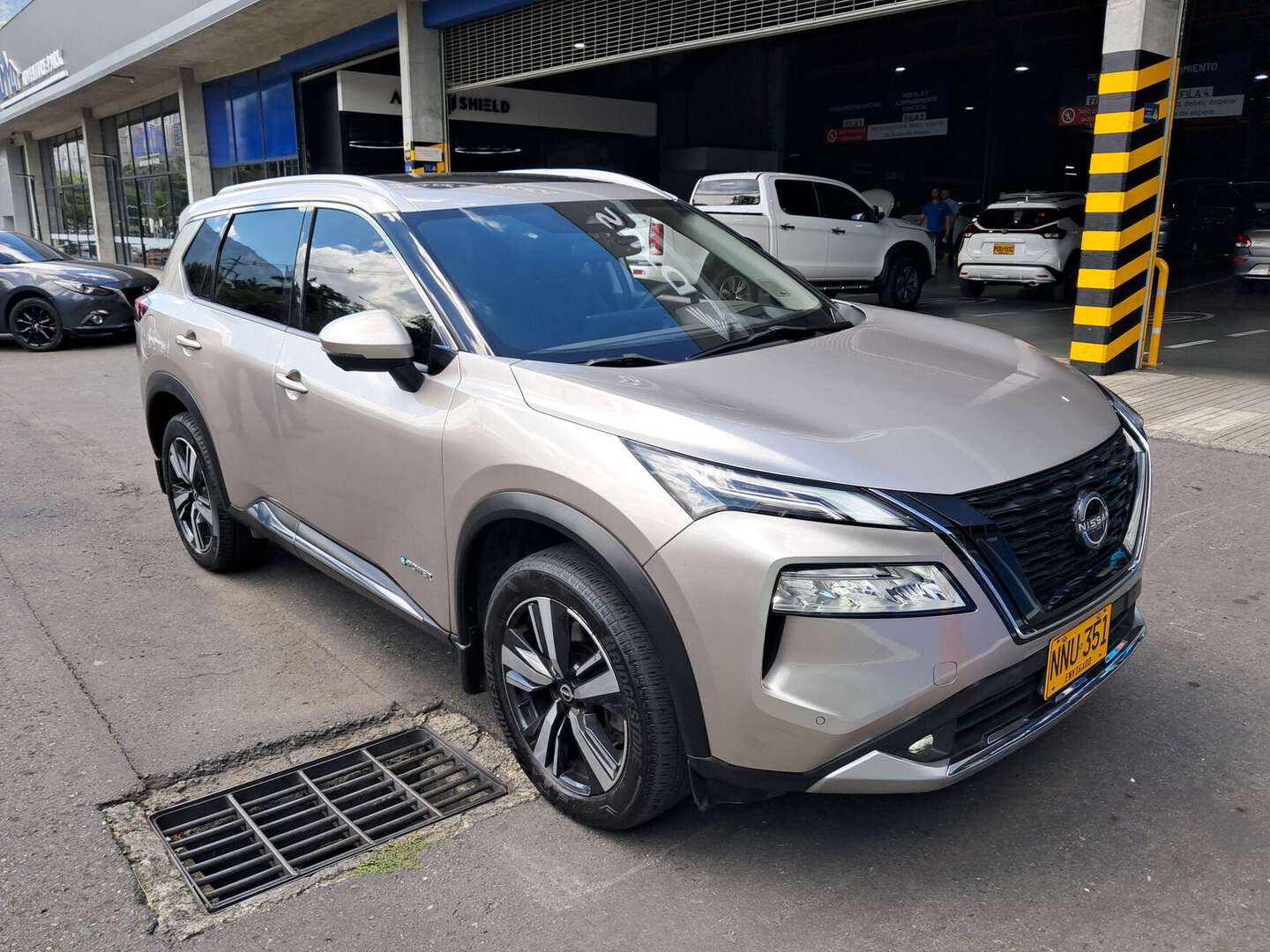 Nissan - X-TRAIL - 2025