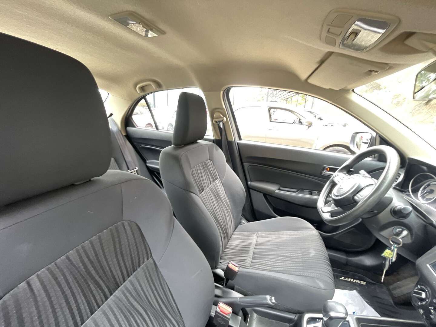 Suzuki - Swift - 2023