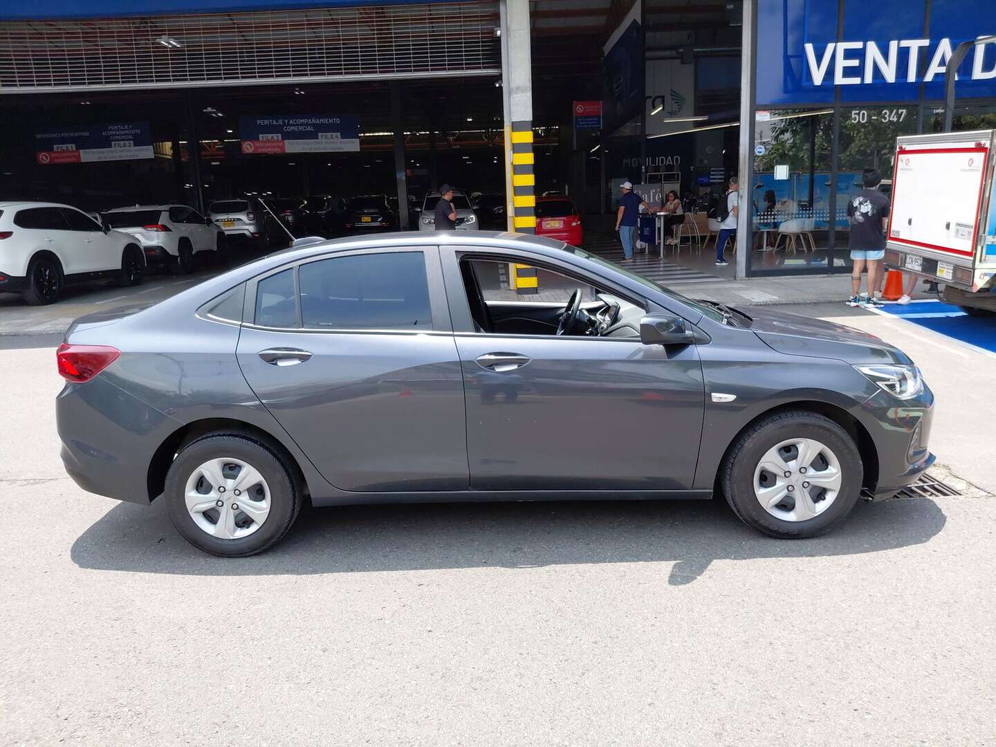 Chevrolet - Onix - 2025