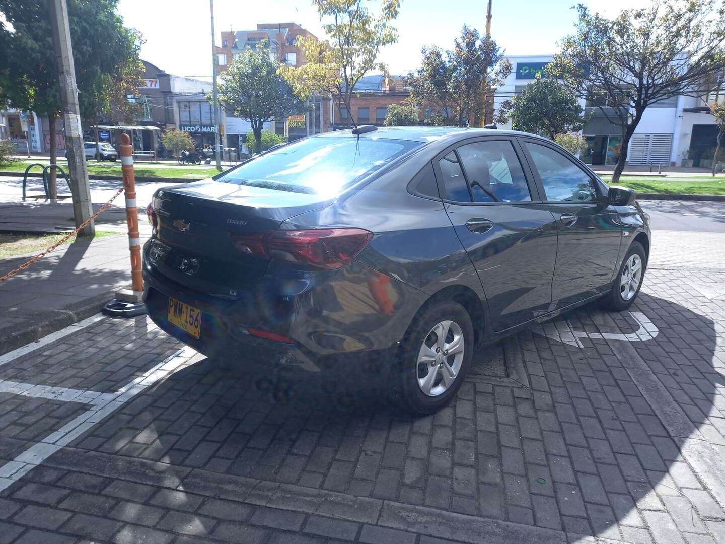 Chevrolet - Onix - 2025