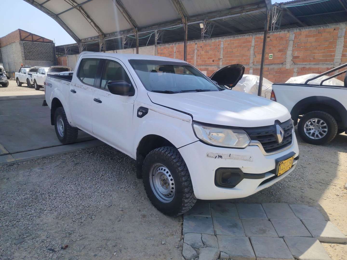 Renault - Alaskan - 2023