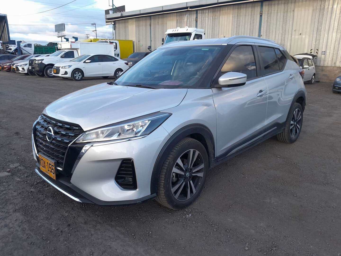 Nissan - Kicks - 2022