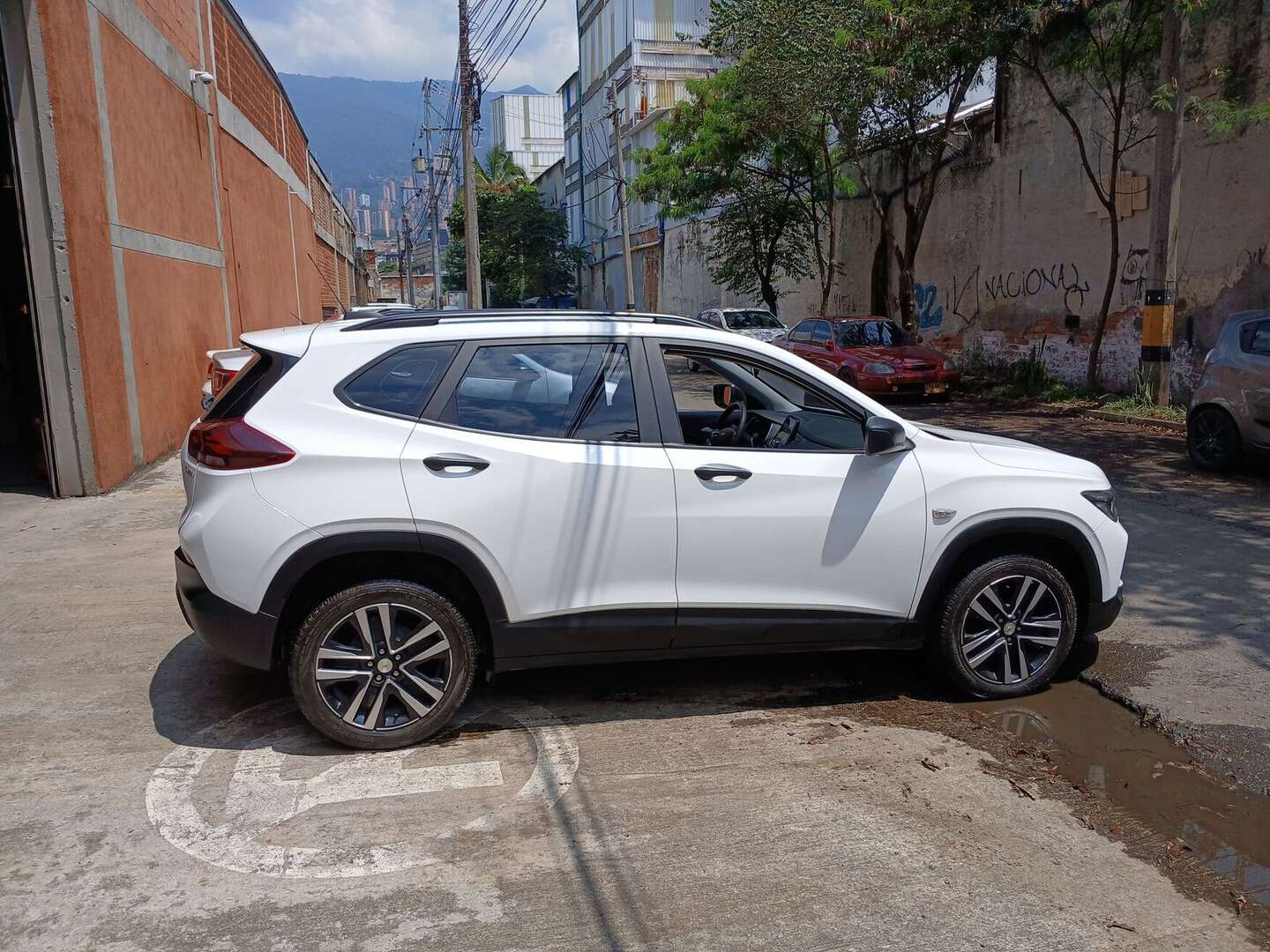 Chevrolet - Tracker - 2025