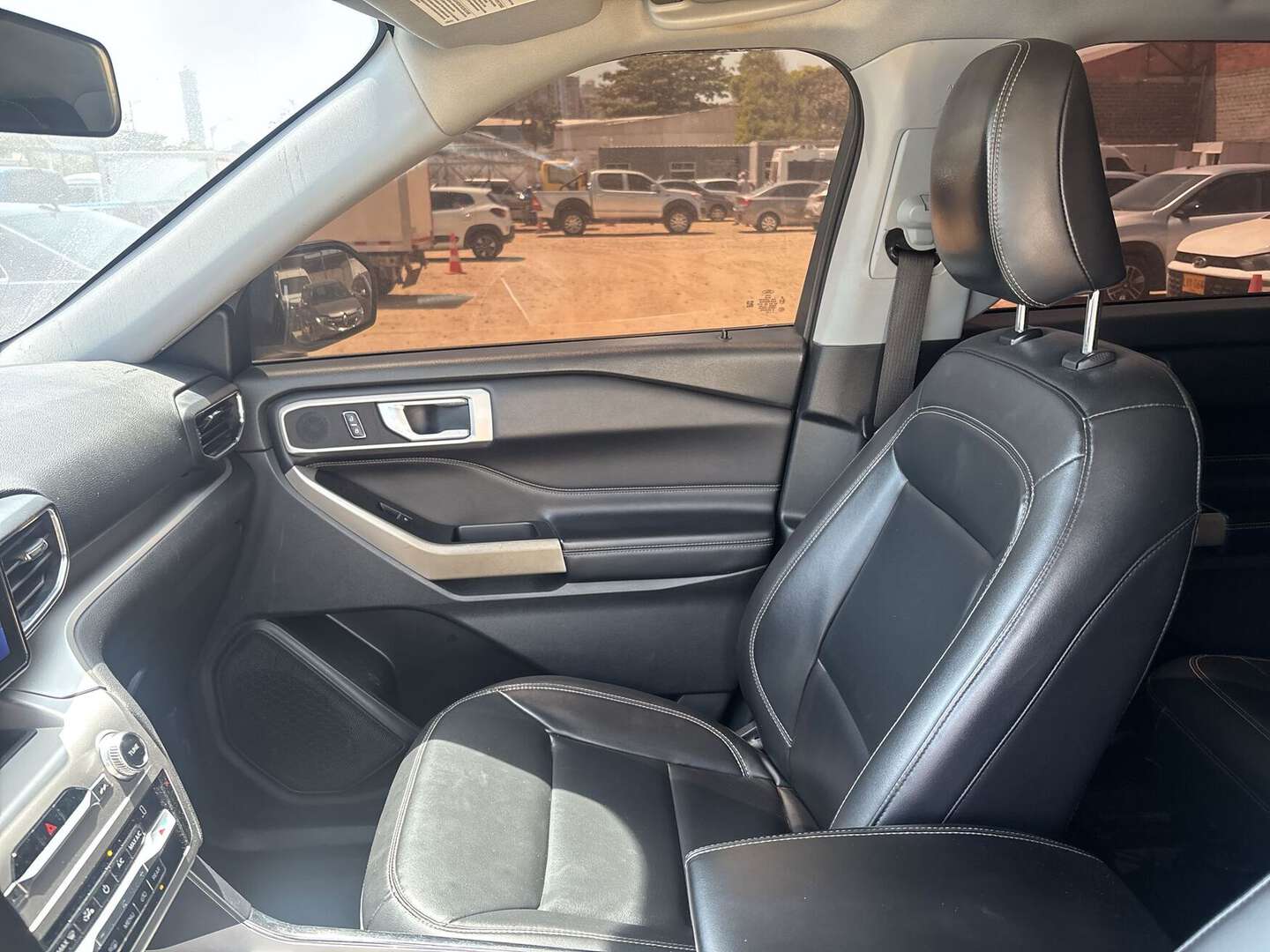 Ford - Explorer - 2021