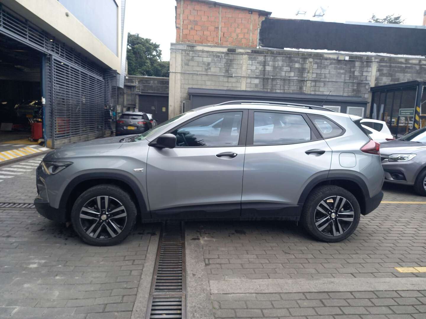 Chevrolet - Tracker - 2025