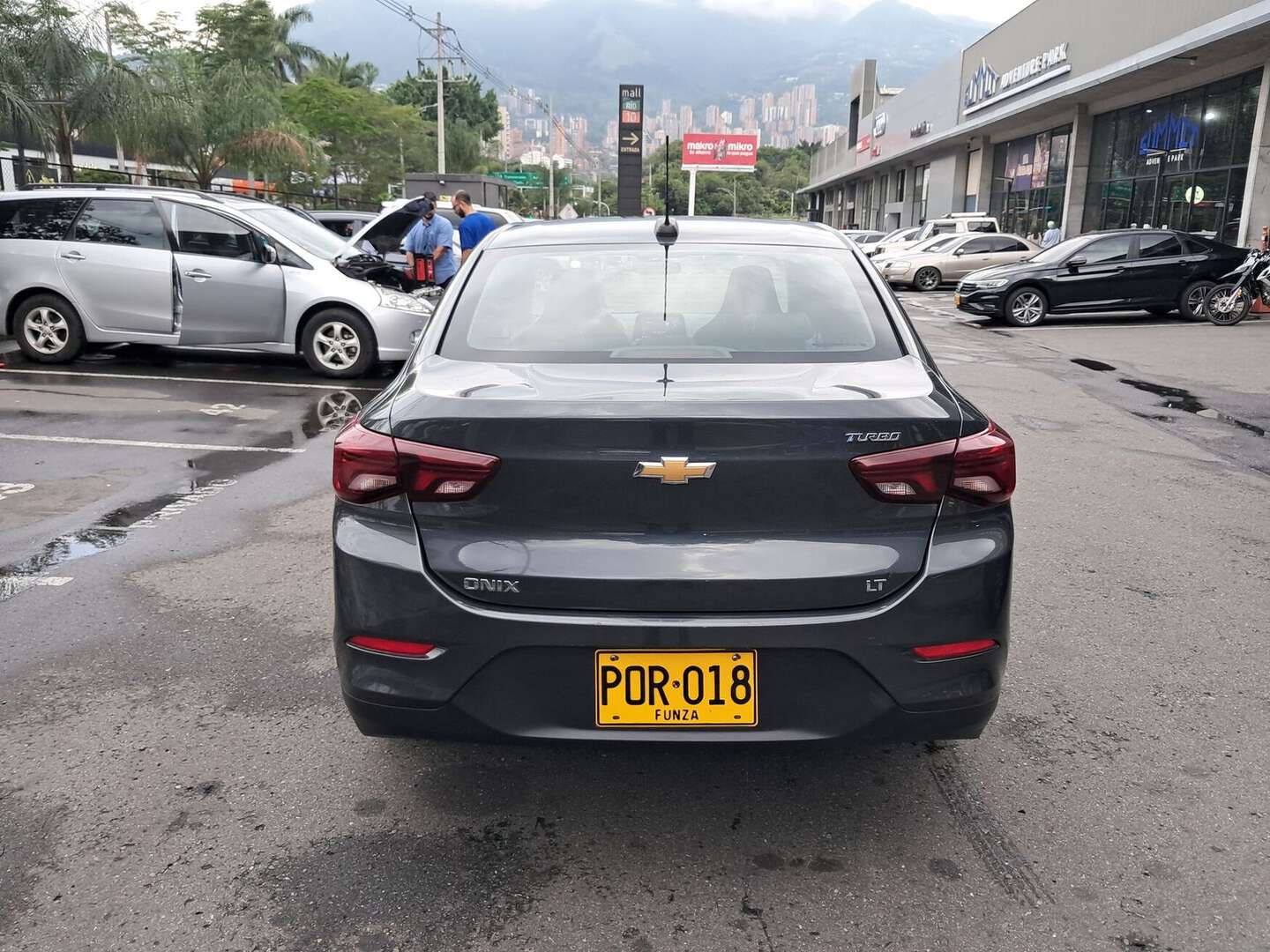 Chevrolet - Onix - 2025
