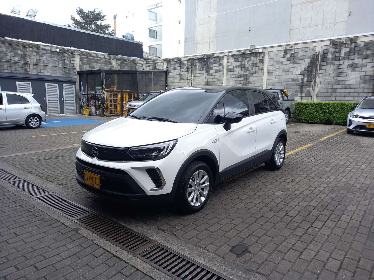 Opel - Crossland - 2023