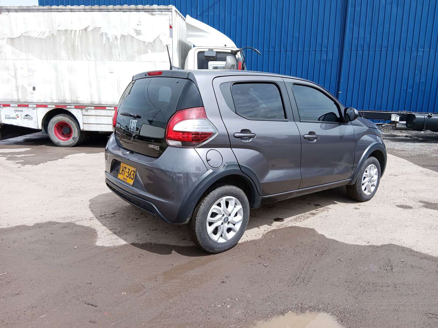 Fiat - Mobi - 2023