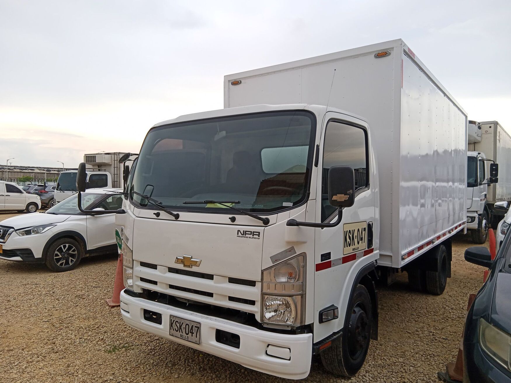 CHEVROLET NPR EIV 2022