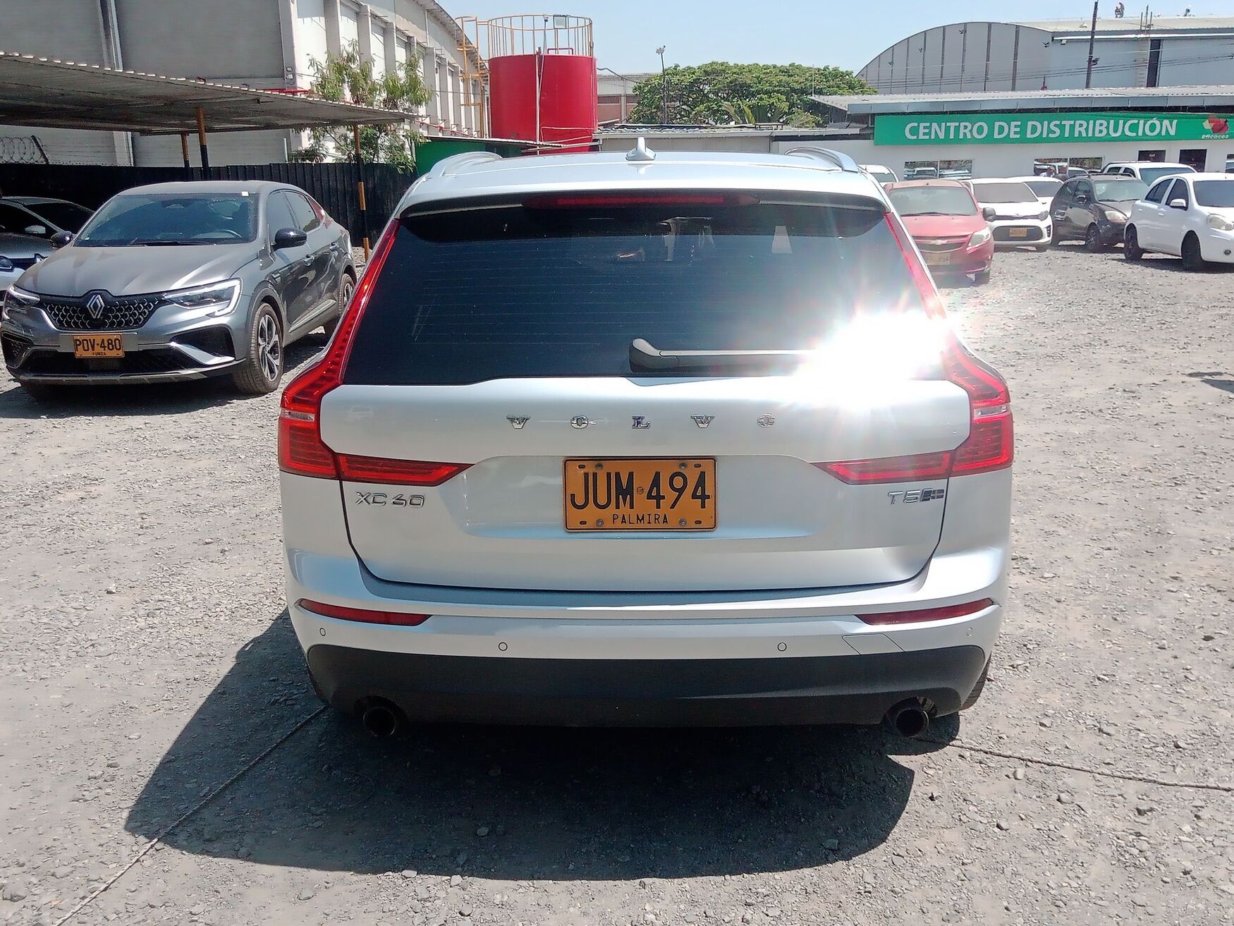 VOLVO XC60 2021
