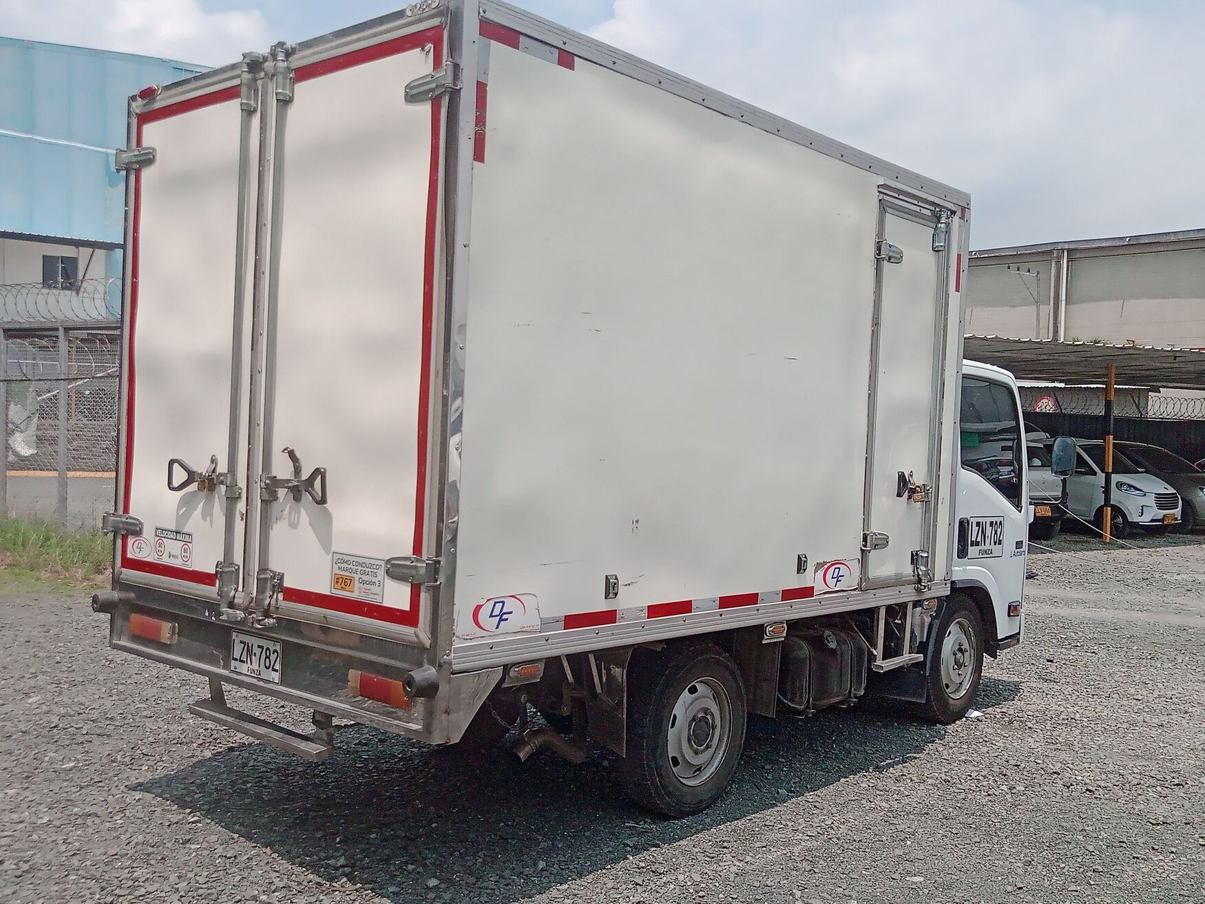 CHEVROLET NHR 2023