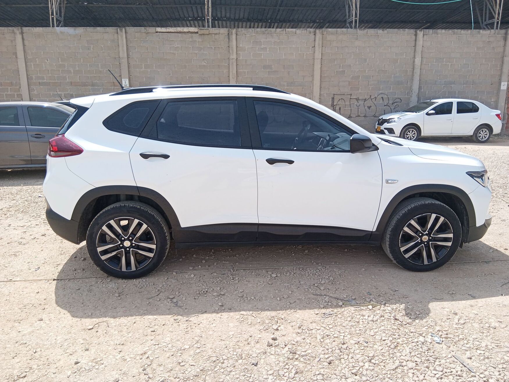 CHEVROLET TRACKER 2025
