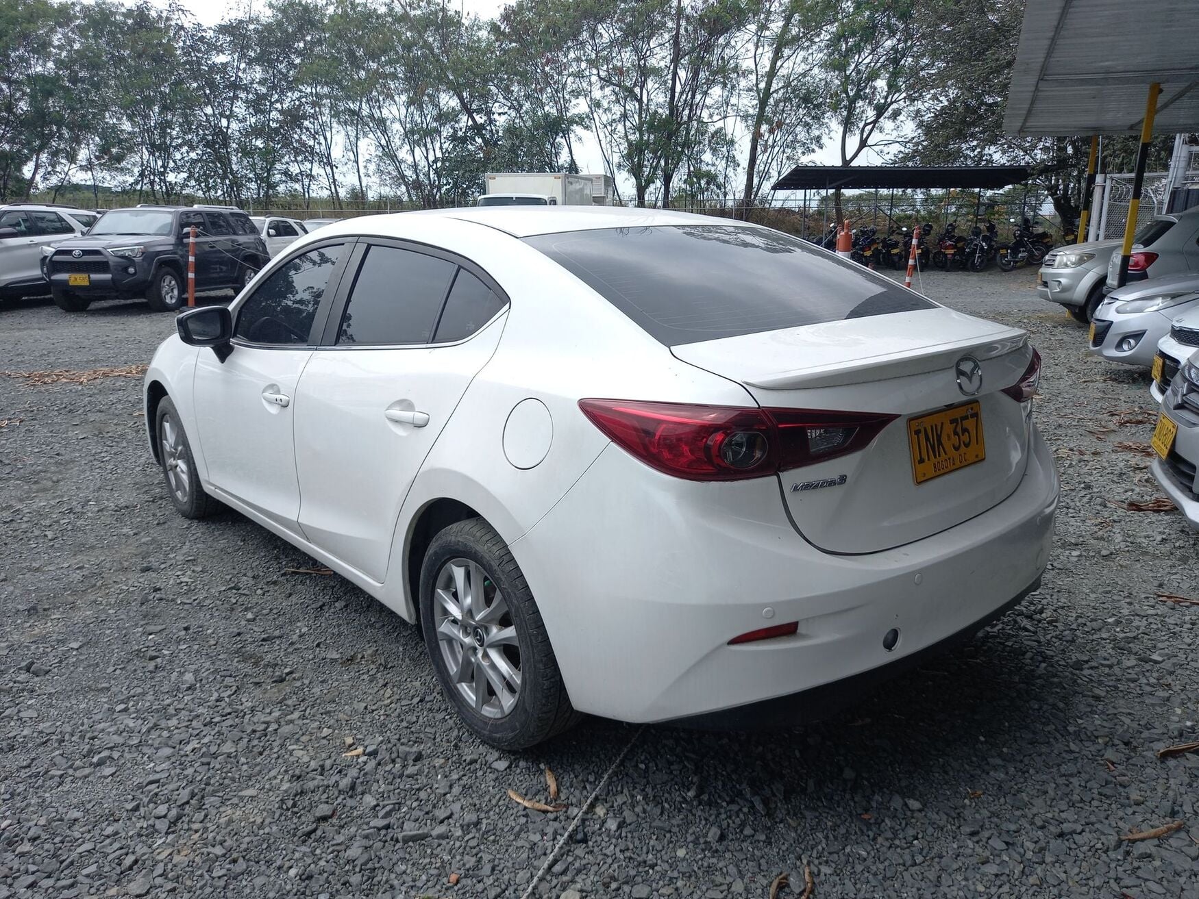 MAZDA 3 2016
