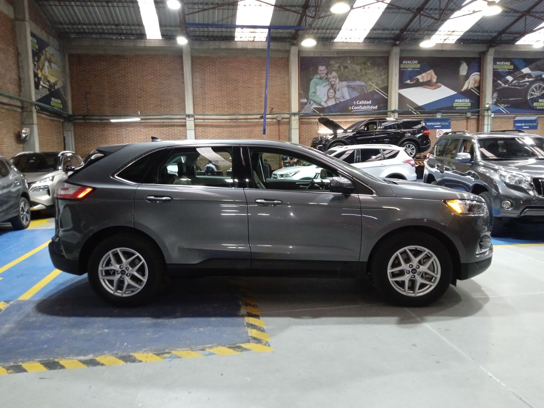 FORD EDGE 2022