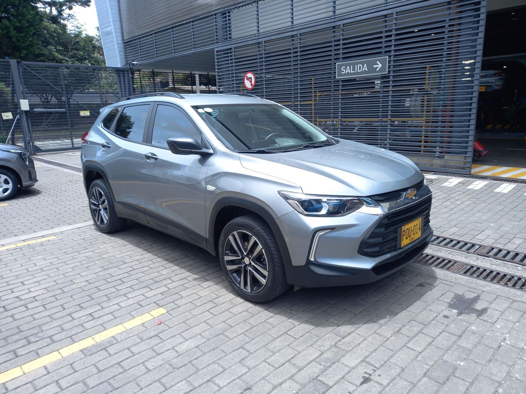 CHEVROLET TRACKER 2025