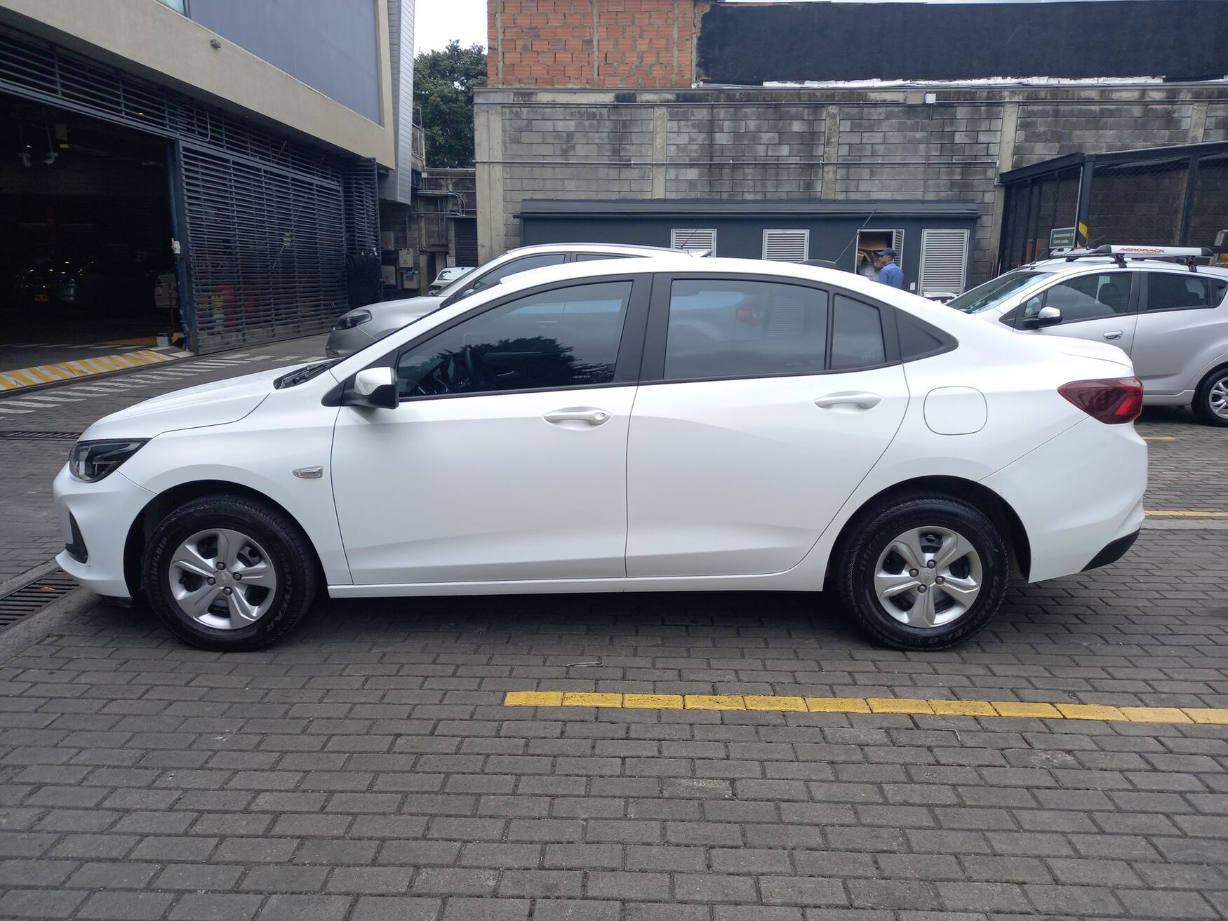 CHEVROLET ONIX 2025