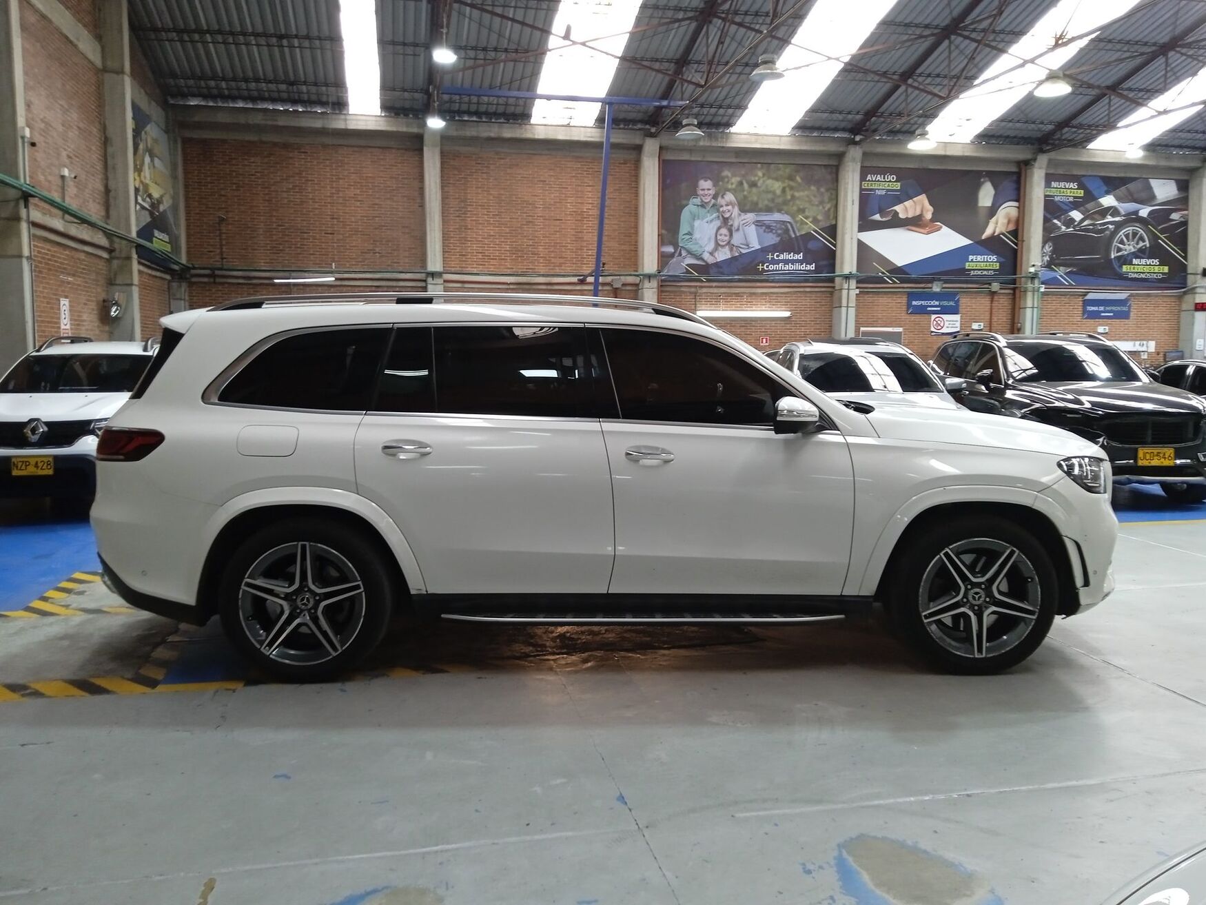 MERCEDES-BENZ GLS450 2022