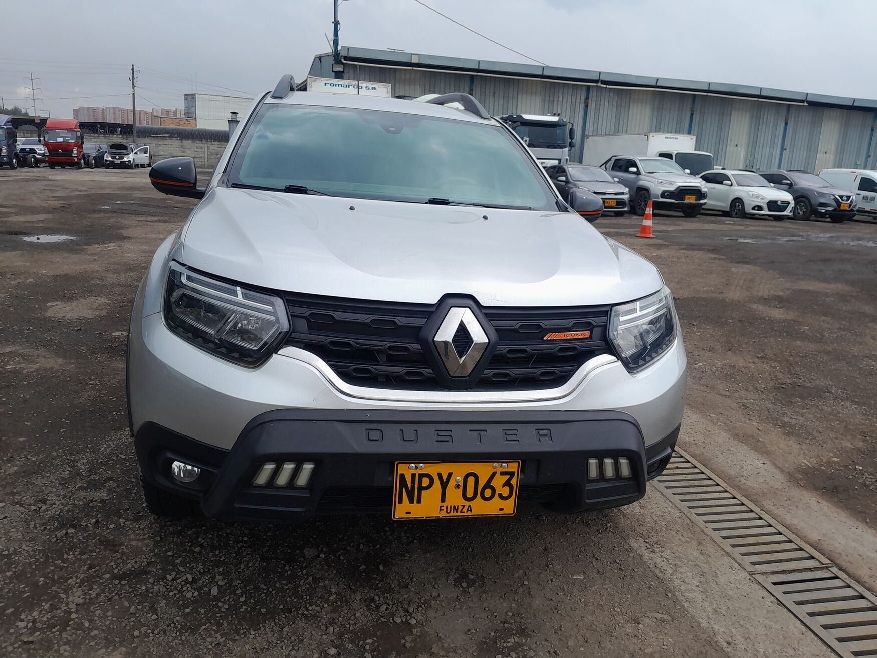 RENAULT DUSTER 2025