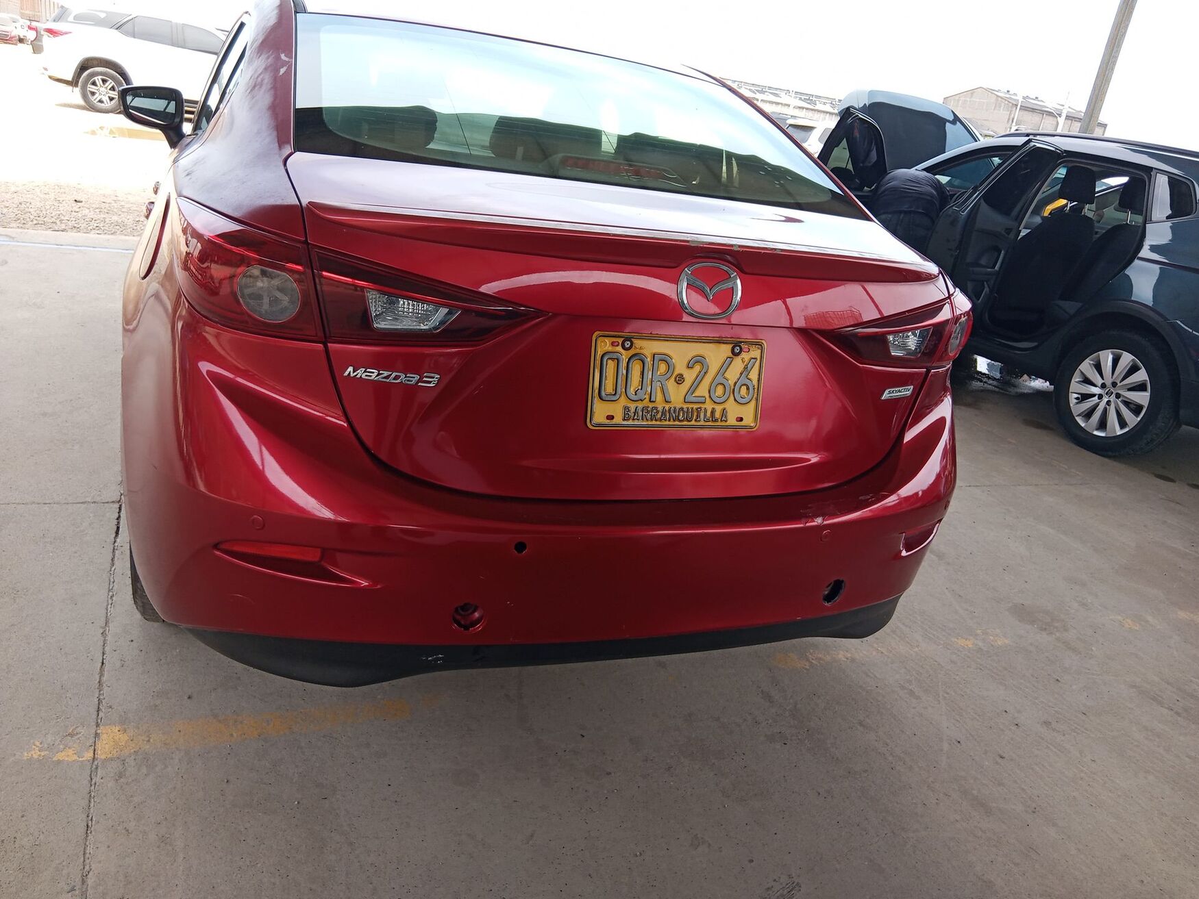 MAZDA 3 2015