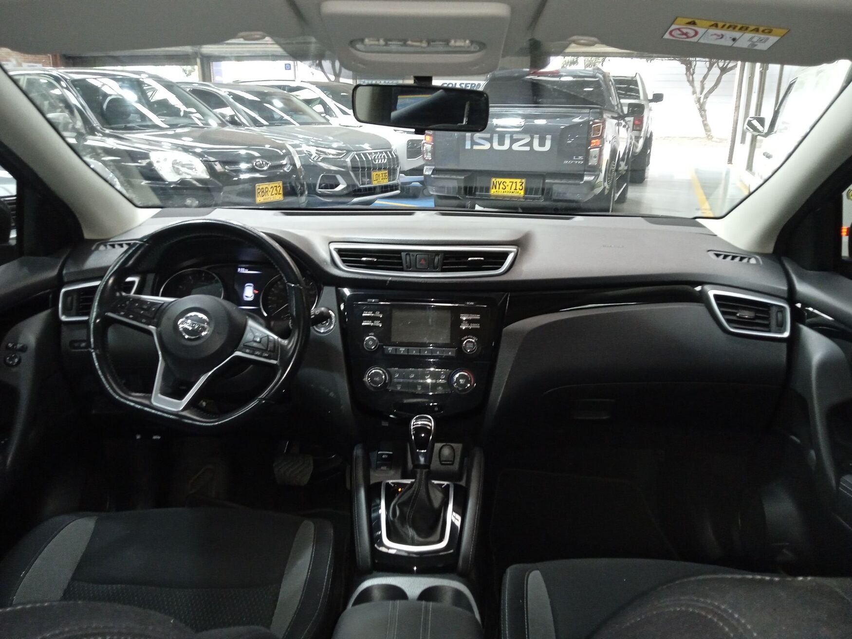 NISSAN QASHQAI 2019
