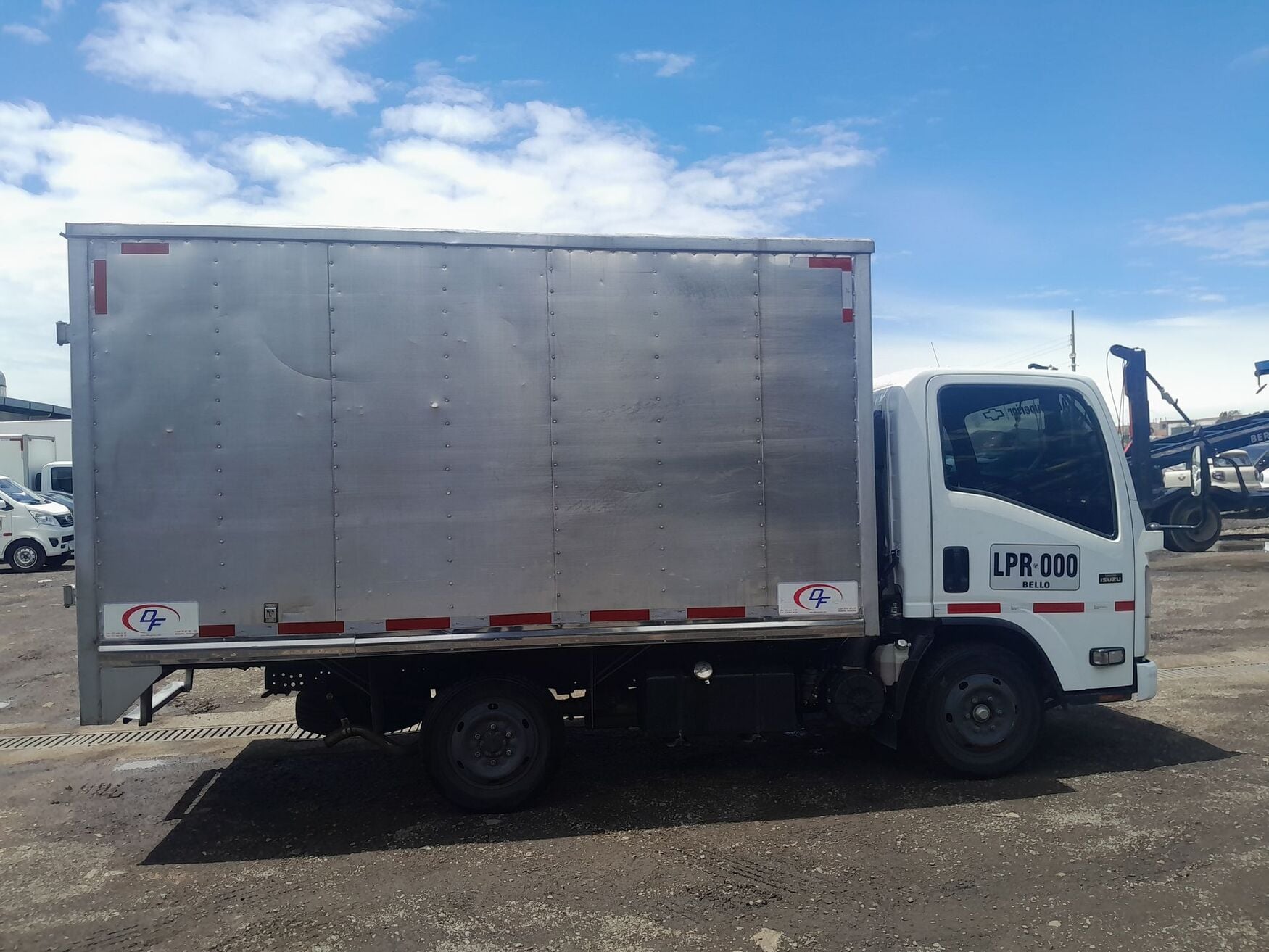 CHEVROLET NHR 2022