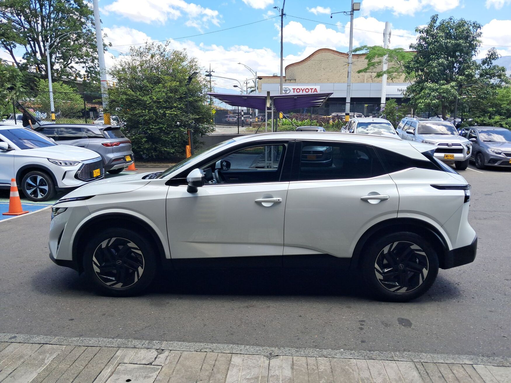 NISSAN QASHQAI 2026