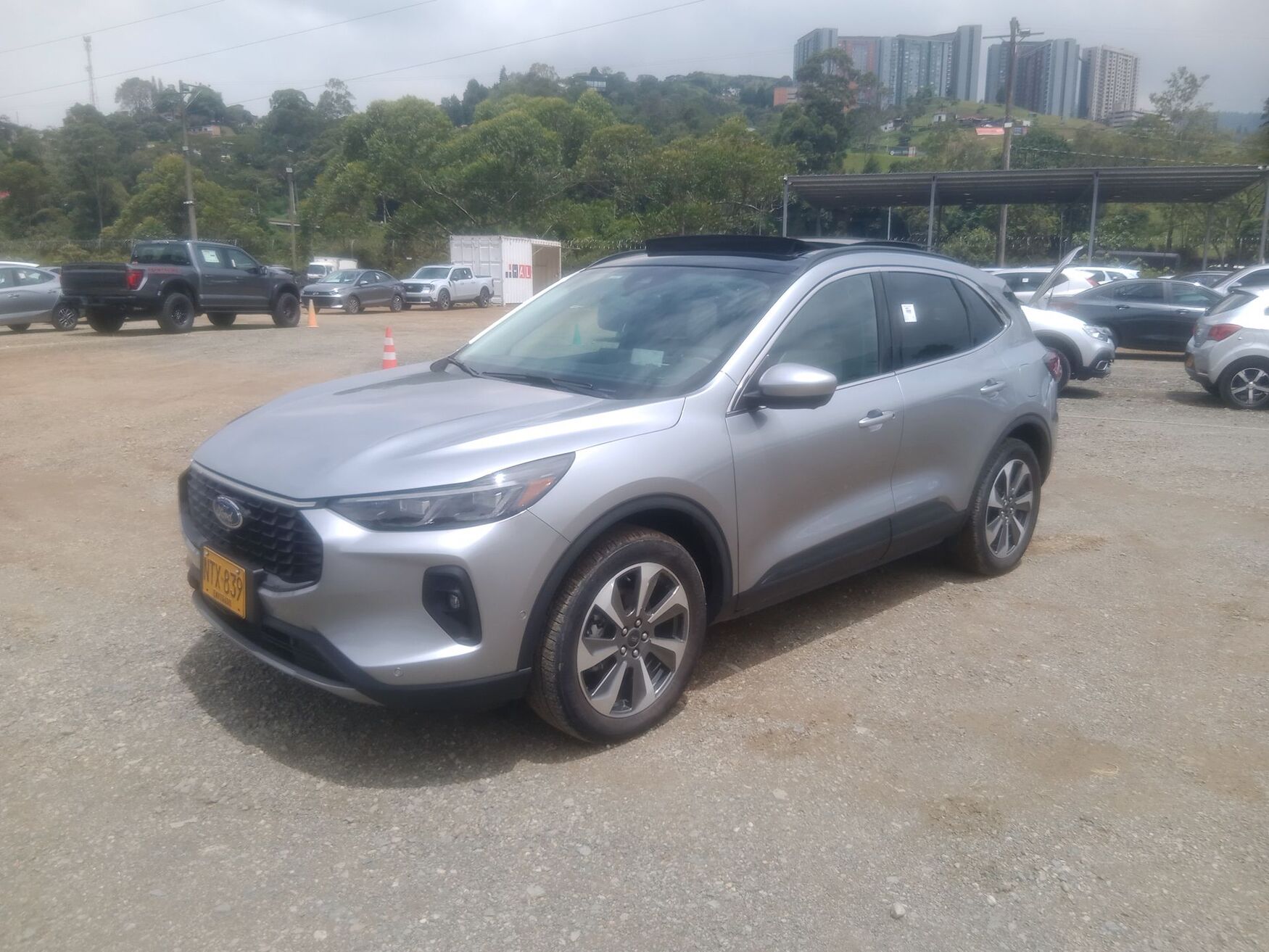 FORD ESCAPE 2024