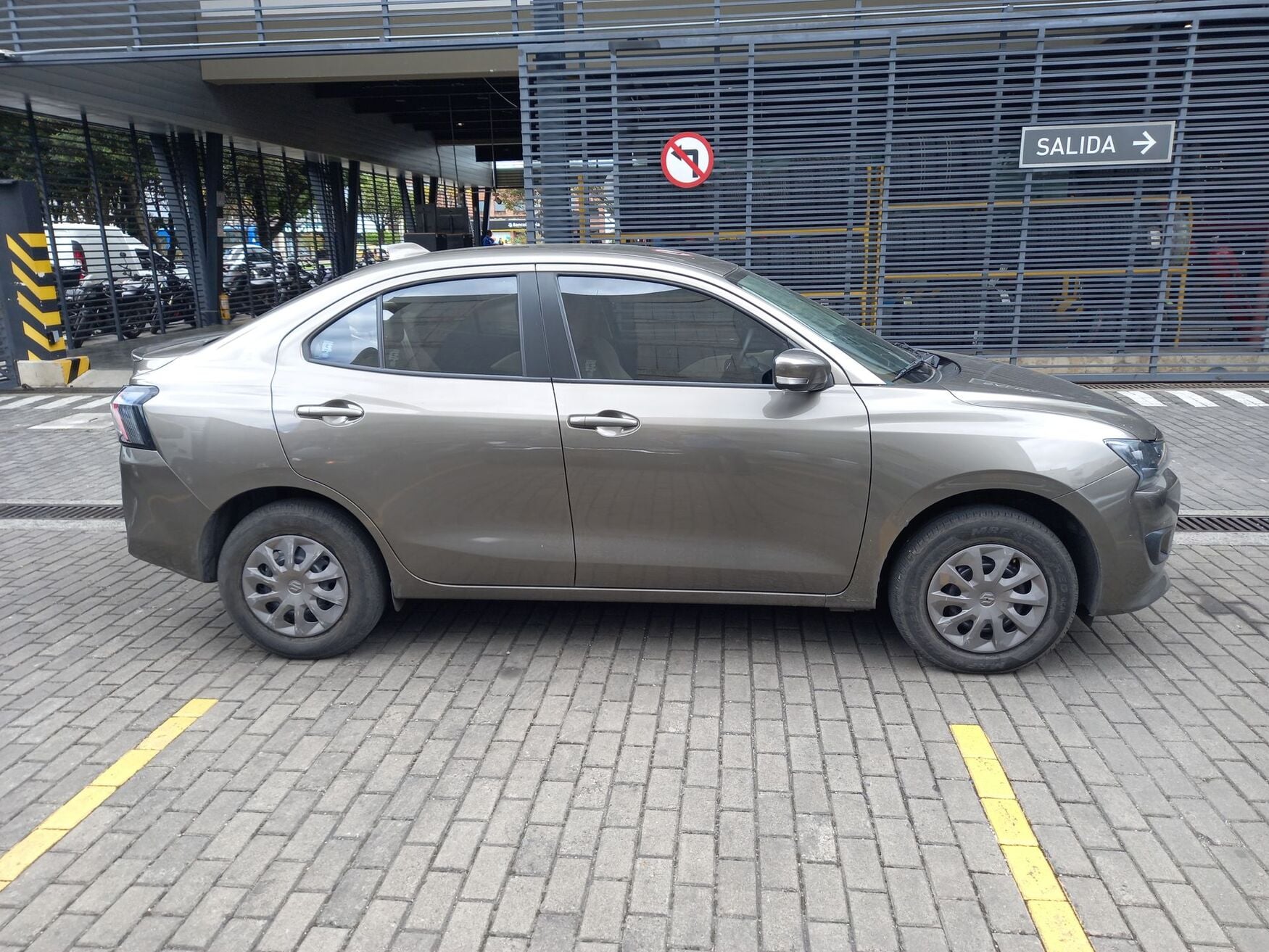 SUZUKI DZIRE 2026