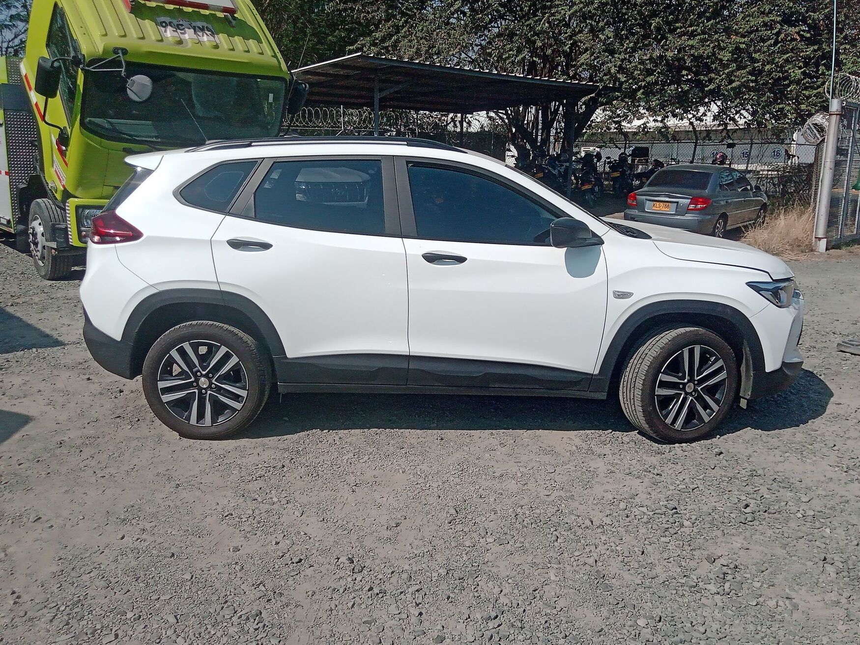 CHEVROLET TRACKER 2025