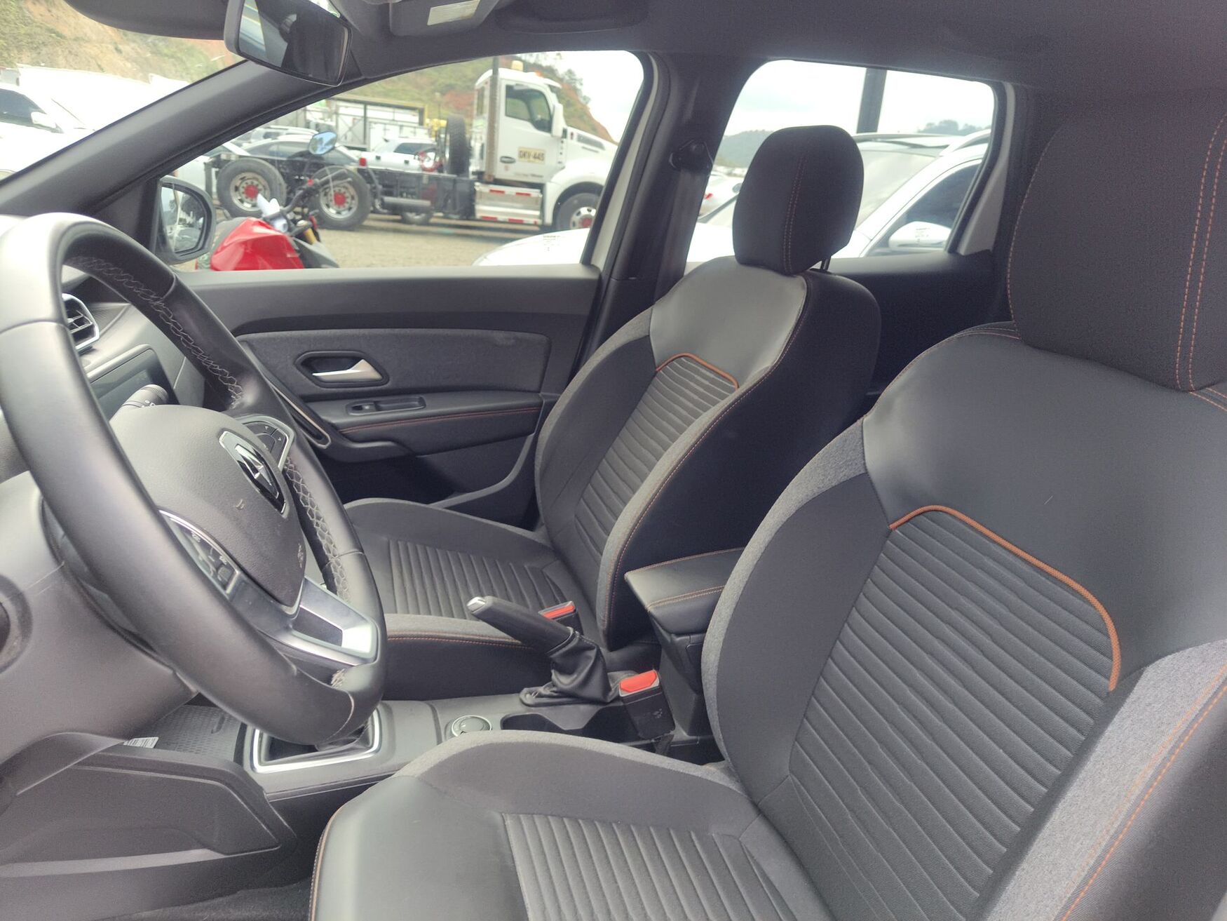 RENAULT DUSTER 2026
